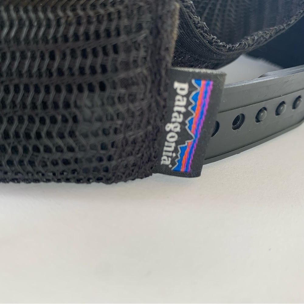 PATAGONIA P-6 LOGO TRUCKER HAT - Picture 9 of 12